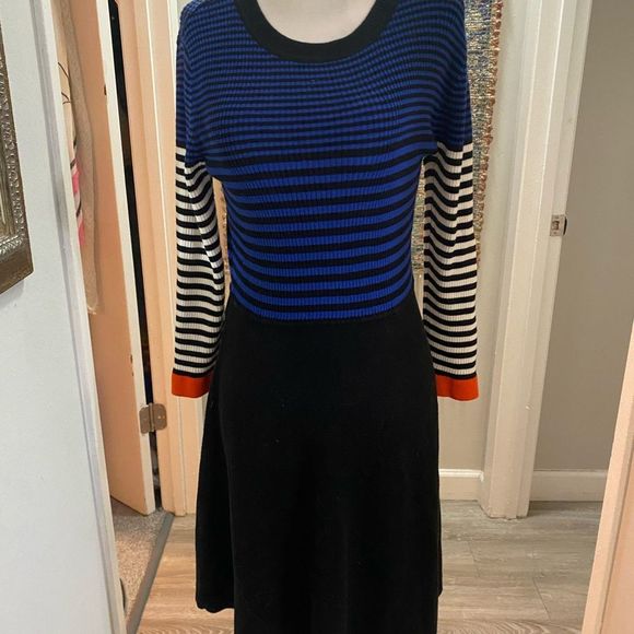 NWOT Eliza Midi Dress - Picture 2 of 9